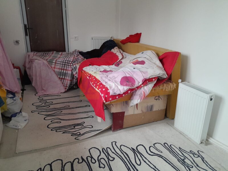 Casa 2 cam la 135k eur de vz. in Giulesti (sau schimb cu ap.3 cam)